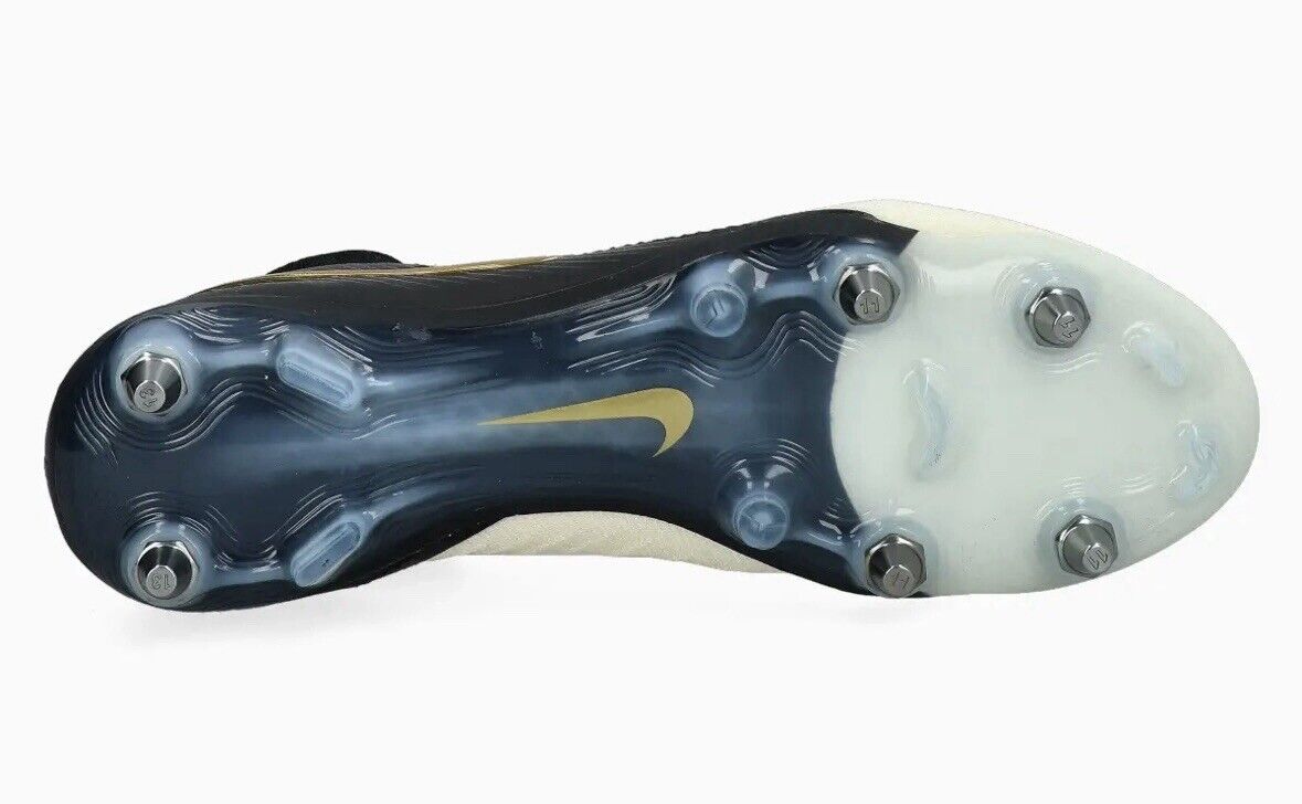 Nike Phantom Luna 2 Elite SG-Pro Player Edtn Sz Men’s US 9.5 Football Boots New✅