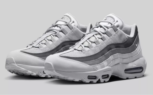 Nike Air Max 95 Wolf Grey Mens Size US 9.5 Casual Sneakers Shoes New